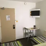Hotel Hotelf1 Le Mans Sud 3*