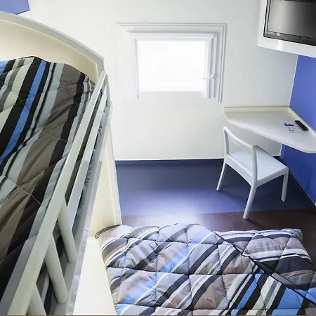 Hotel Hotelf1 Le Mans Sud