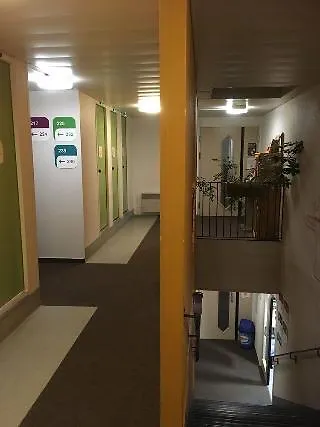 Hotelf1 Le Mans Sud 3*