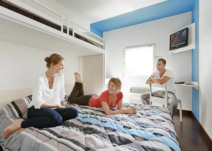 Hotel Hotelf1 Le Mans Sud 3*